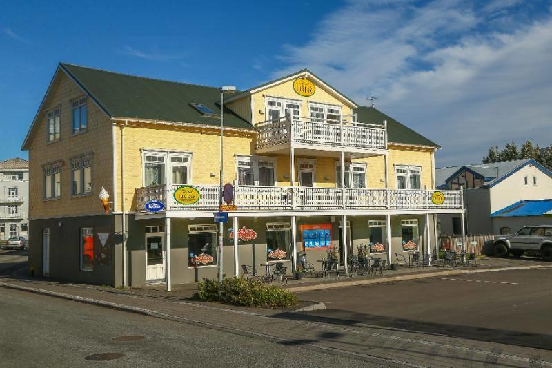 Hotel Ibudir Apartments Акурейри Экстерьер фото