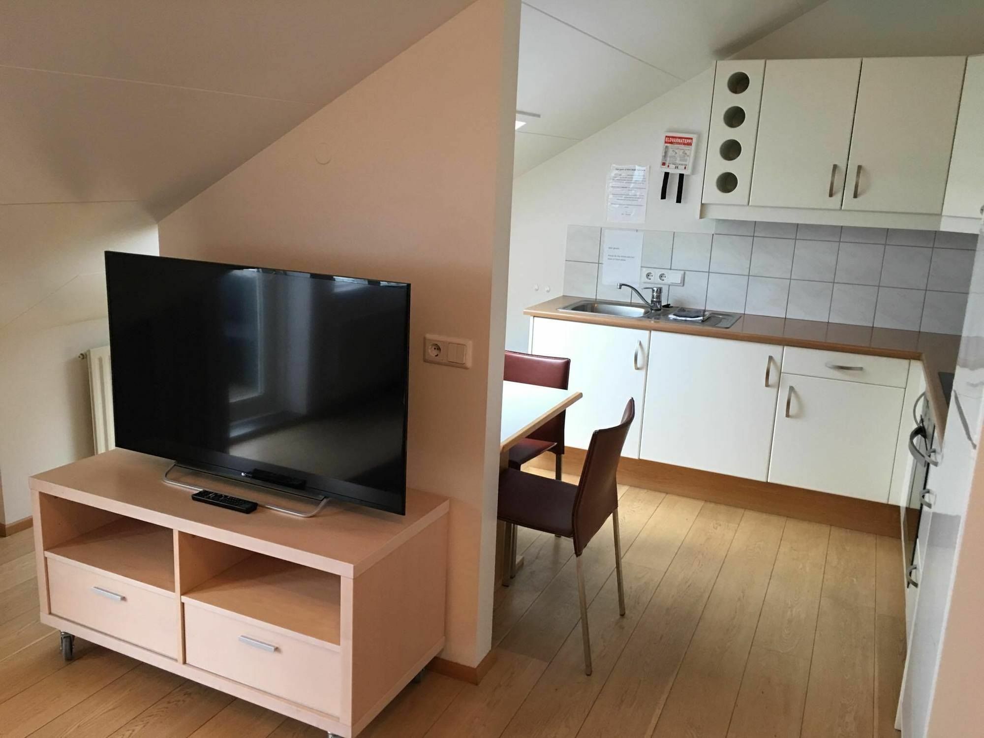 Hotel Ibudir Apartments Акурейри Экстерьер фото
