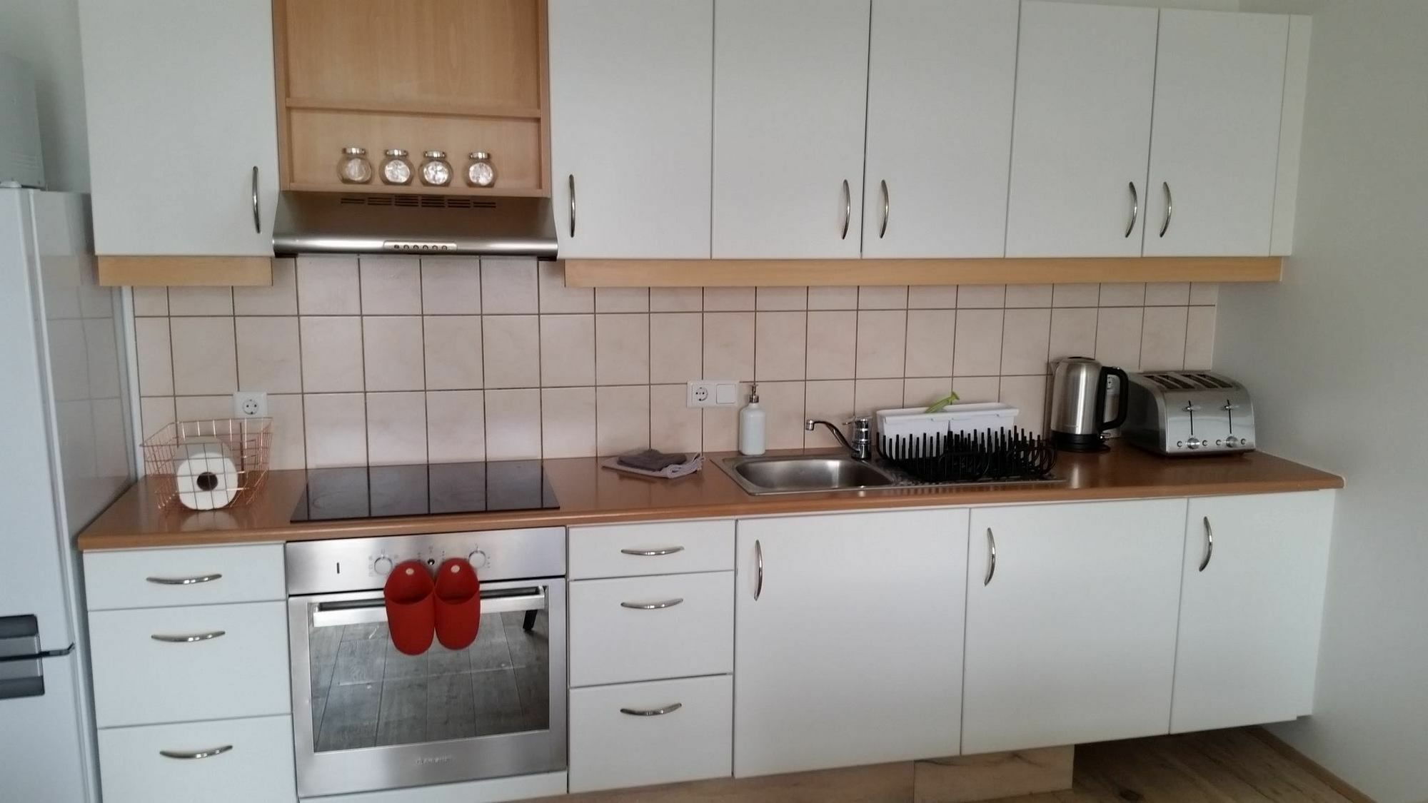 Hotel Ibudir Apartments Акурейри Экстерьер фото