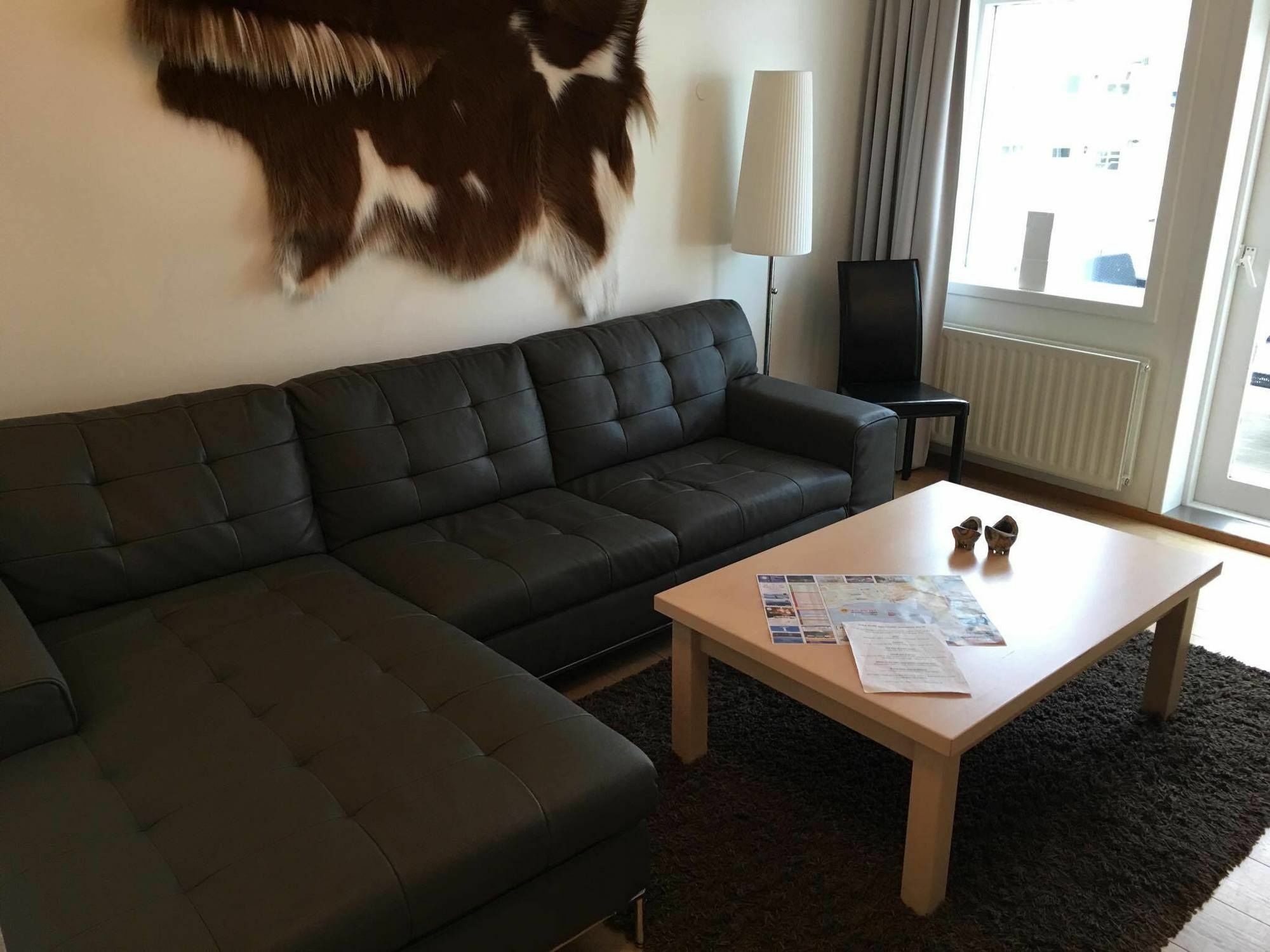 Hotel Ibudir Apartments Акурейри Экстерьер фото